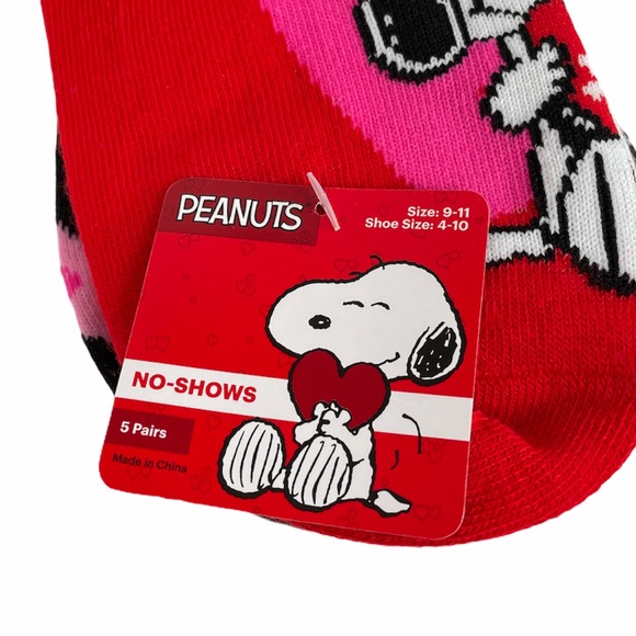 Peanuts Snoopy and Woodstock Valentine’s Socks - Picture 7 of 9